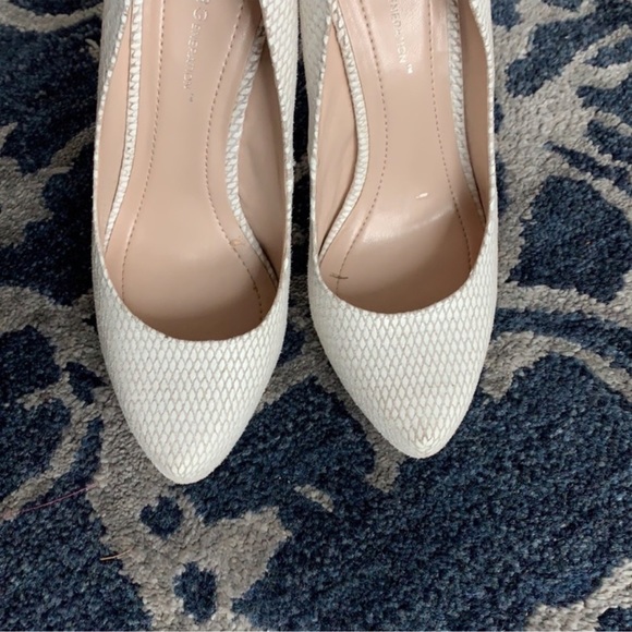 Bcbgeneration platform heels/pumps/shoes Sz 7.5 ivory white cream - Picture 2 of 7